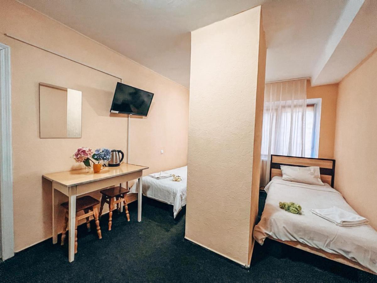 Guest House Near Railway Station كييف المظهر الخارجي الصورة