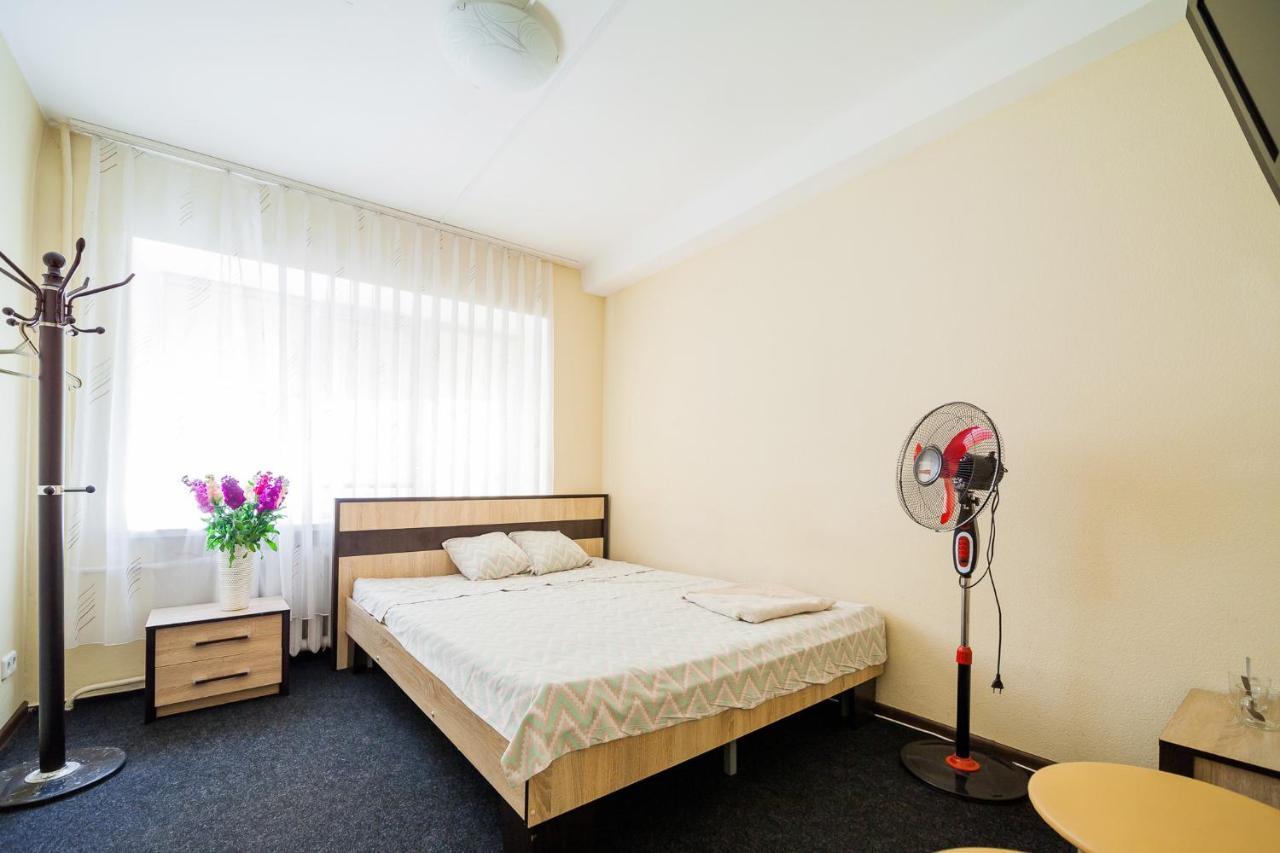 Guest House Near Railway Station كييف المظهر الخارجي الصورة